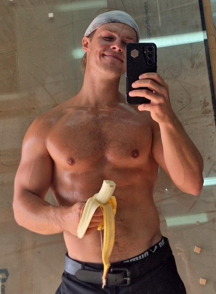 Zach Severini 
